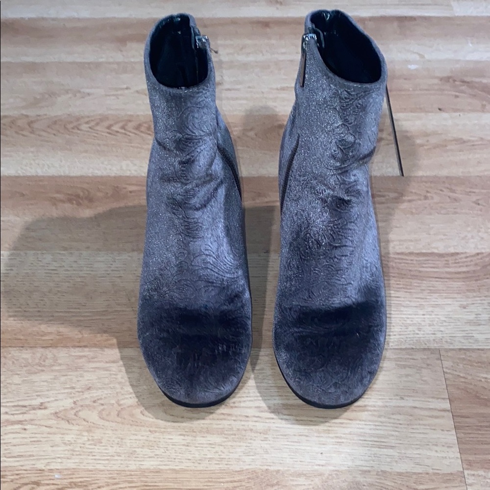 Elegant Gray Women's Ankle Boots